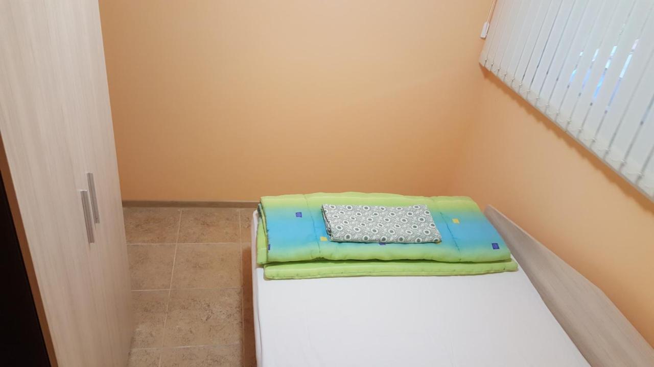 Луна Warna Zewnętrze zdjęcie